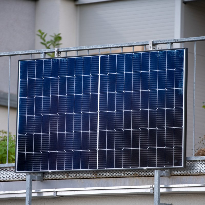 Kit Fotovoltaico da Balcone con Ringhiera 640 W